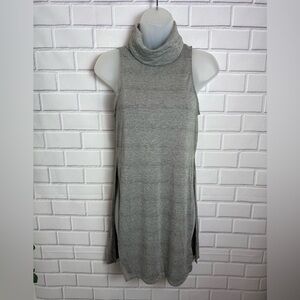 Seductions Gray Sleeveless Turtleneck Tunic Top Size SP